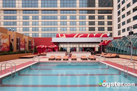 Golden Nugget Review: What To REALLY Expect If You .